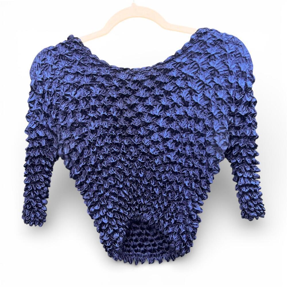 Vintage Y2K Midnight Blue Magic Popcorn Bubble Top